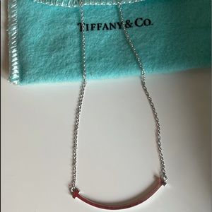 Tiffany and Co Smile Pendant Necklace
- white Gold